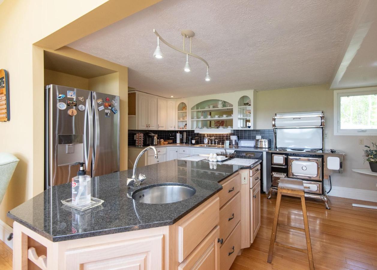 Chez Nous Bed & Breakfast Cornwall Eksteriør bilde